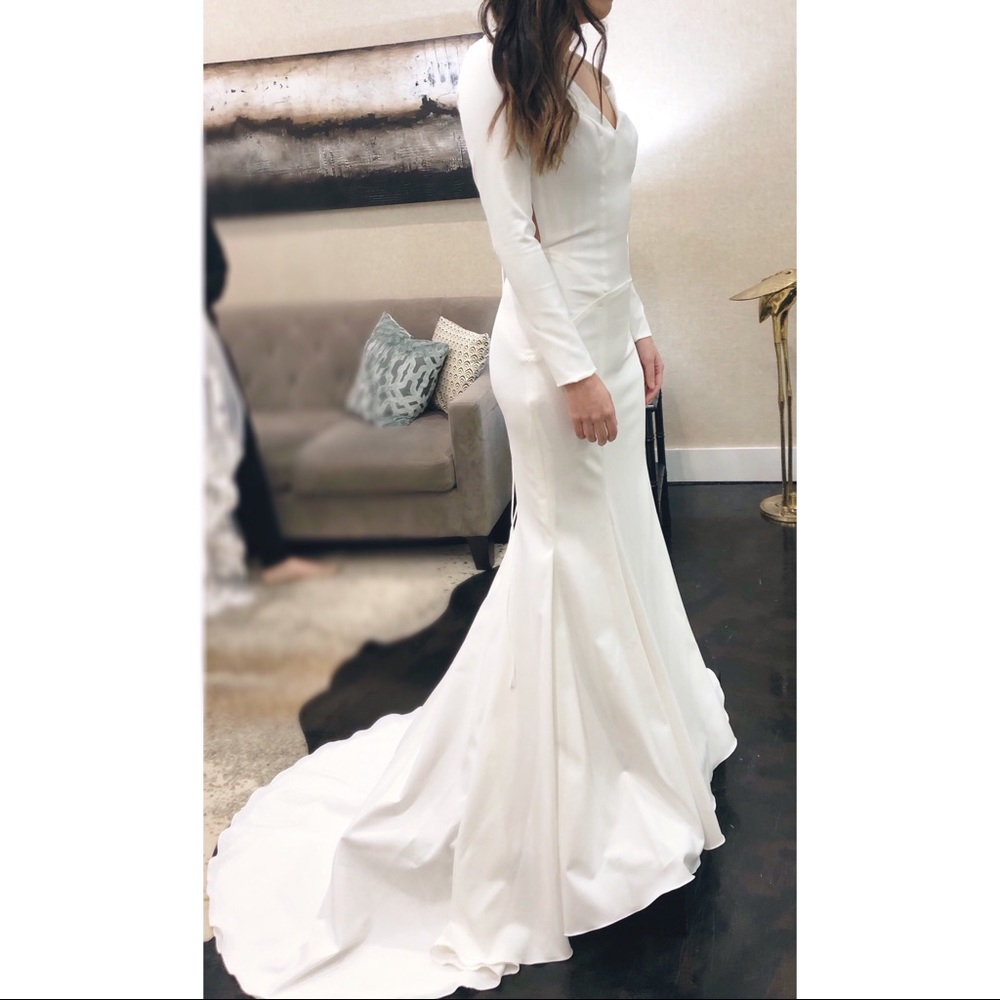 Antonio Gual Mermaid Wedding Dress